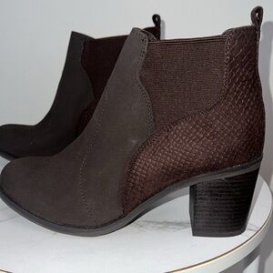 A.n.a brown booties